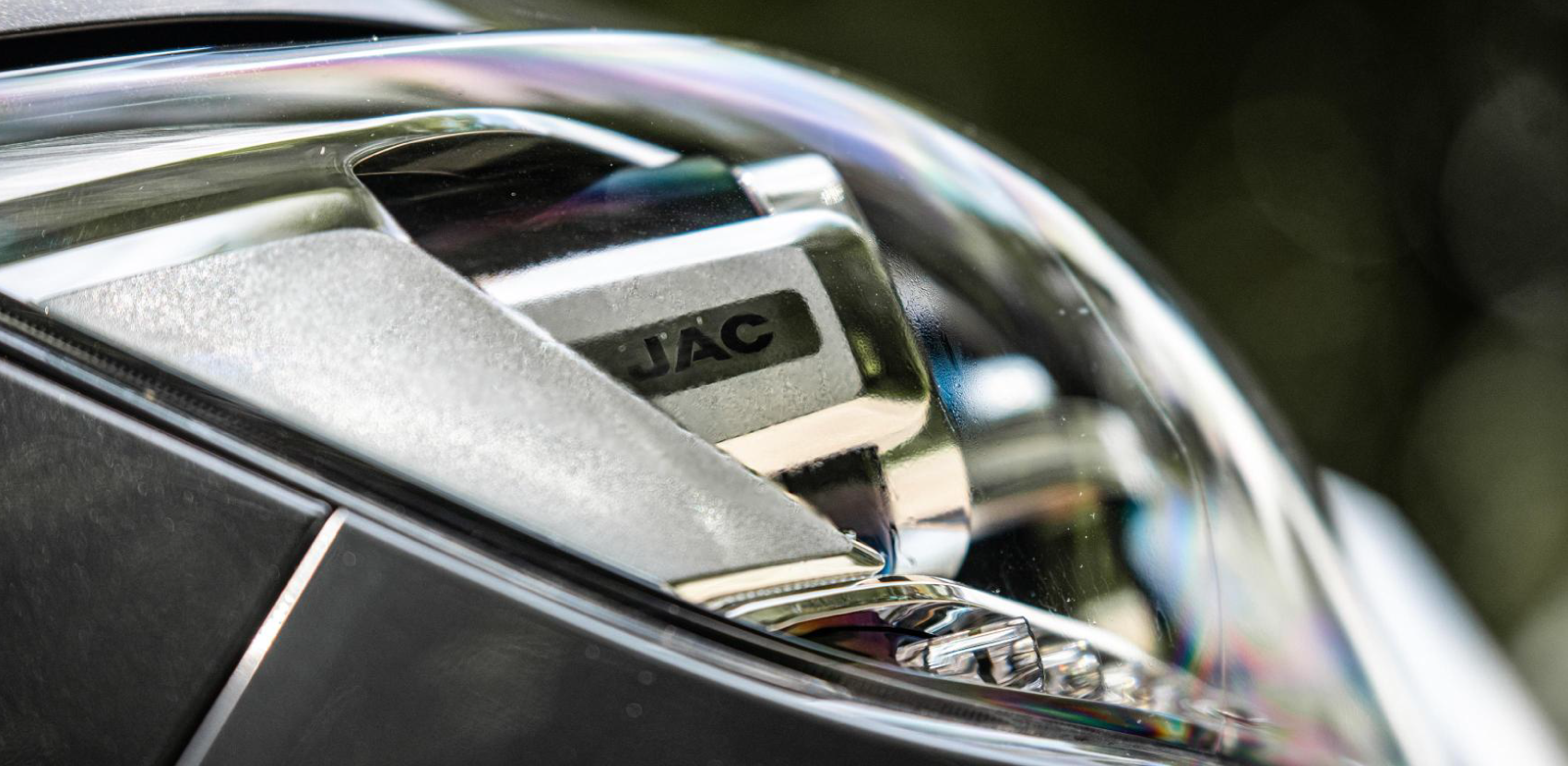 T8